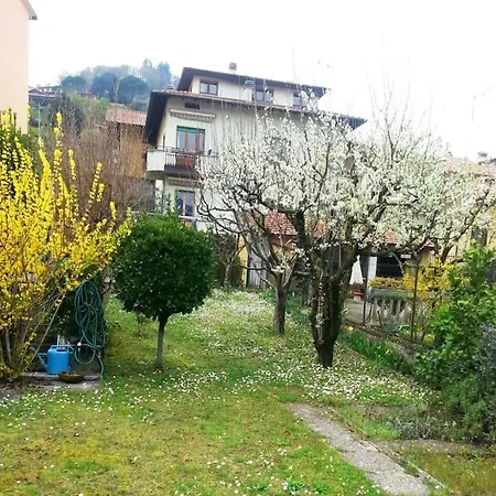 Apartment La Mansardina Menaggio